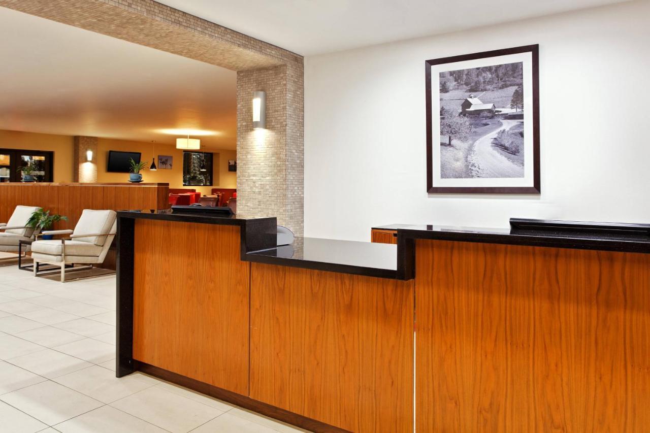 Four Points By Sheraton College Station Bagian luar foto