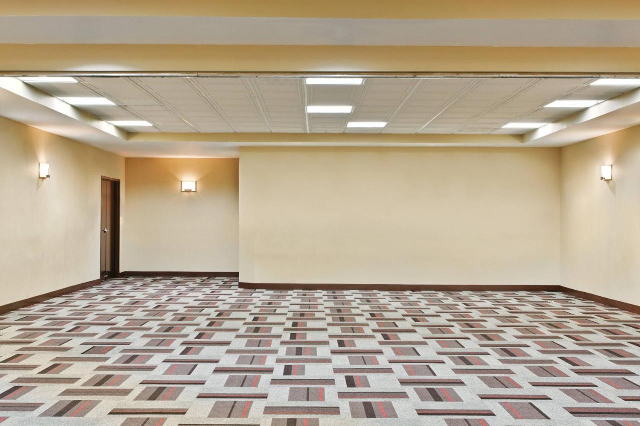 Four Points By Sheraton College Station Bagian luar foto